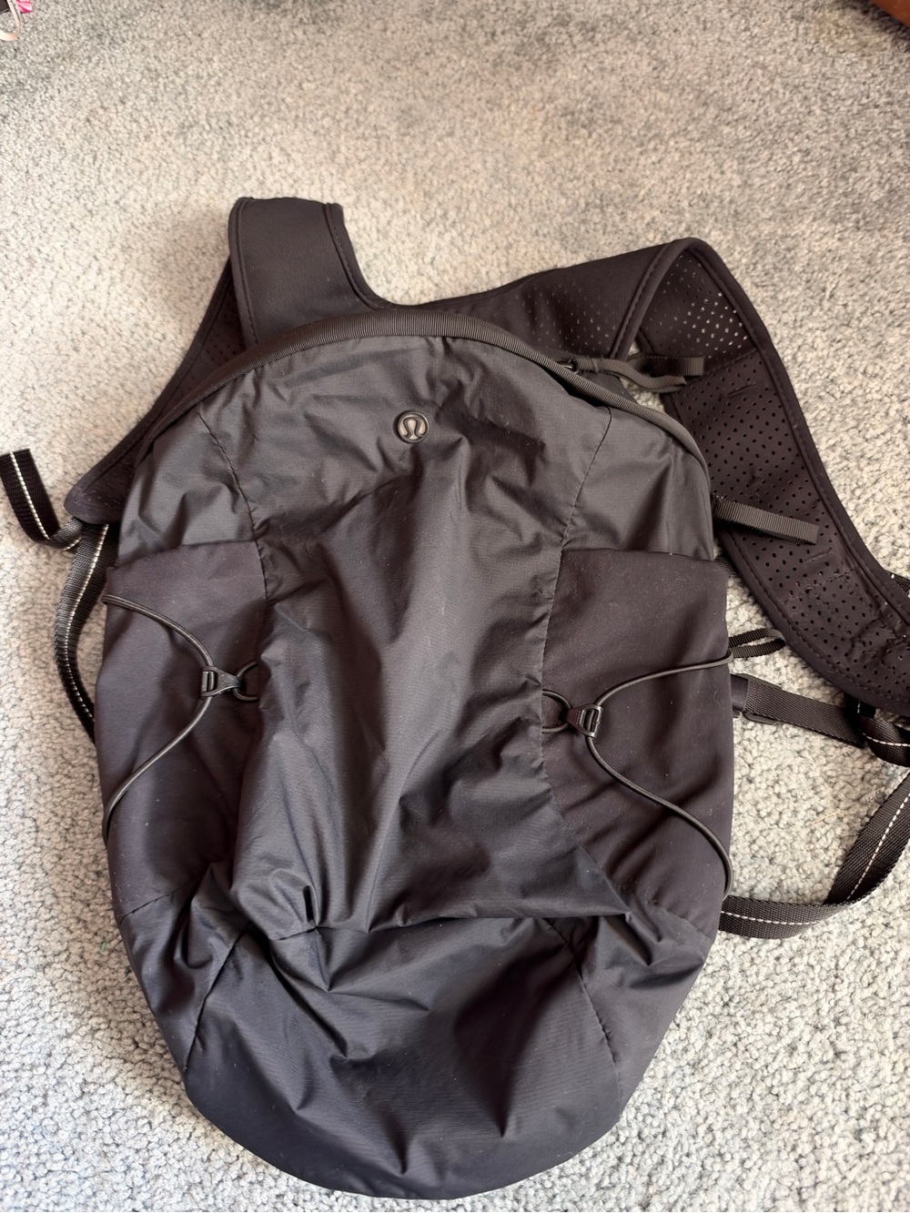 lululemon athletica Black Women's Compact Everyday Backpack